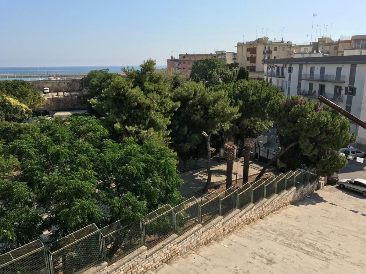 Casa Vacanze La Scalinata Bisceglie Exterior foto