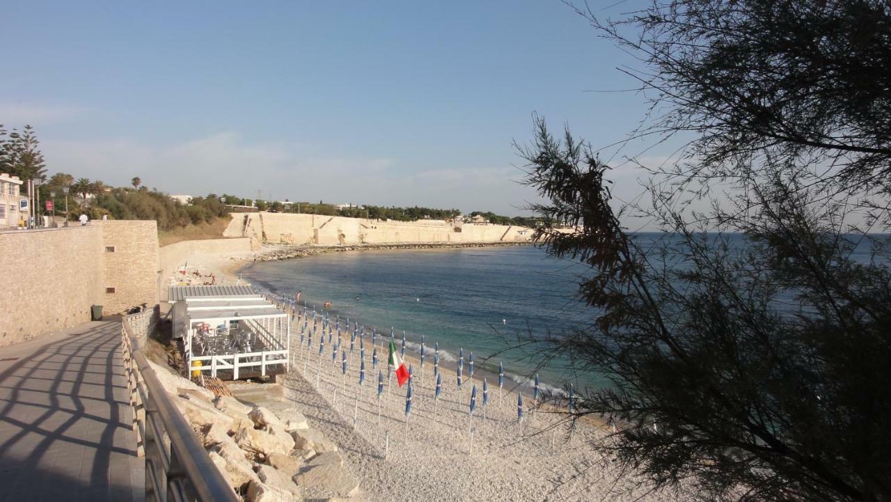 Casa Vacanze La Scalinata Bisceglie Exterior foto